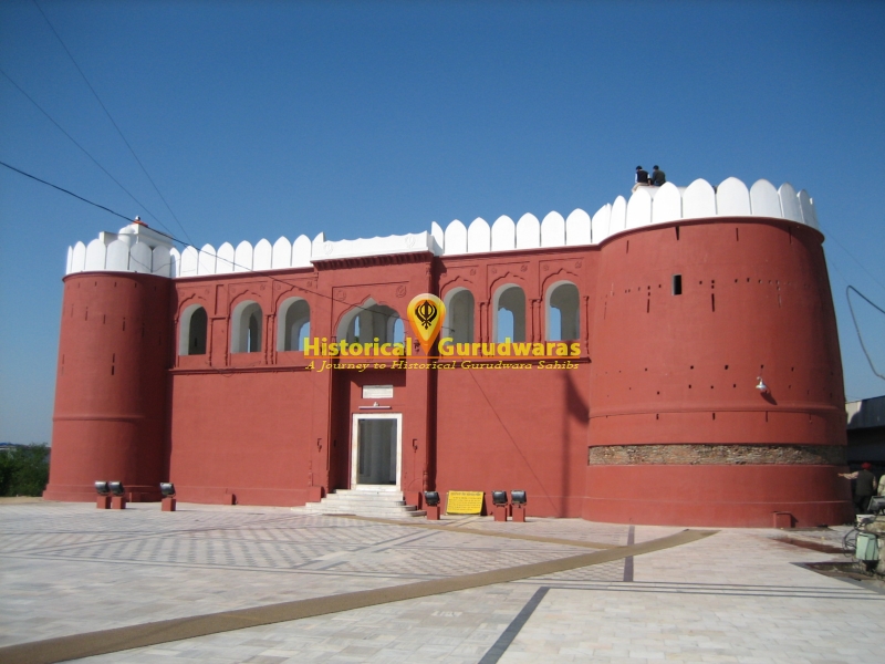 Gurdwara Sri Qila Anandgarh Sahib, Anandpur Sahib — view 4